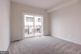 43798 Middleway Ter, Ashburn, VA 20147 - Photo 33
