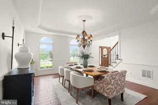 19879 Mellon Cir, Ashburn, VA 20147 - Photo 11