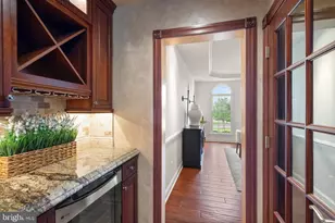 19879 Mellon Cir, Ashburn, VA 20147 - Photo 13