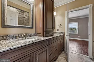 19879 Mellon Cir, Ashburn, VA 20147 - Photo 47