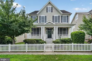 42538 Neighborly Ln, Chantilly, VA 20152 - Photo 1