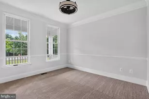 42538 Neighborly Ln, Chantilly, VA 20152 - Photo 9