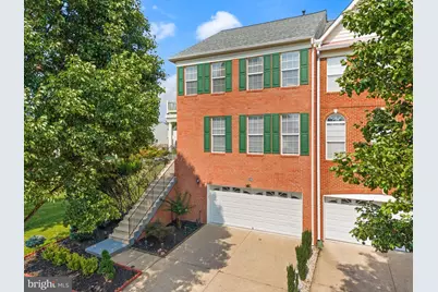 25488 Crossfield Drive, Chantilly, VA 20152 - Photo 3