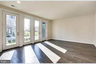 23189 Hampton Oak, Ashburn, VA 20148 - Photo 3