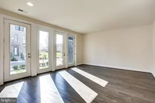 23189 Hampton Oak, Ashburn, VA 20148 - Photo 3