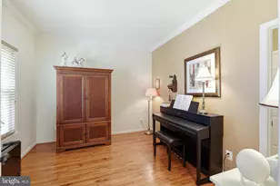 26025 Rachel Hill Dr, Chantilly, VA 20152 - Photo 17