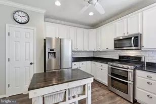 26025 Rachel Hill Dr, Chantilly, VA 20152 - Photo 11
