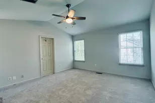 21779 Kings Crossing Terrace, Ashburn, VA 20147 - Photo 29