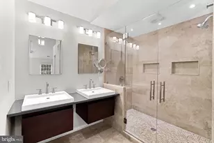 47748 Fathom Pl, Sterling, VA 20165 - Photo 41