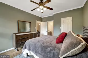 20417 Riverbend Square, Sterling, VA 20165 - Photo 25
