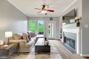 20417 Riverbend Square, Sterling, VA 20165 - Photo 19