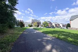 22827 Oakgrove Rd, Sterling, VA 20166 - Photo 55