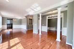 22827 Oakgrove Rd, Sterling, VA 20166 - Photo 7