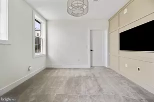 43446 Croson Ln, Ashburn, VA 20148 - Photo 5