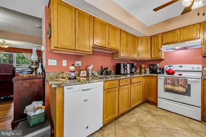 17355 Legacy Terrace, Round Hill, VA 20141 - Photo 11