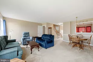 227 Frazer Dr, Purcellville, VA 20132 - Photo 15