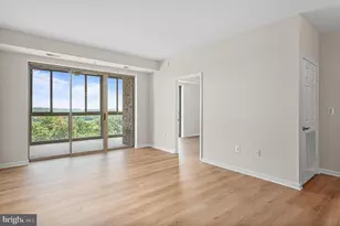 19355 Cypress Ridge Terrace, Leesburg, VA 20176 - Photo 1
