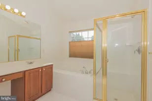 836 Revelstore Square NE, Leesburg, VA 20176 - Photo 19