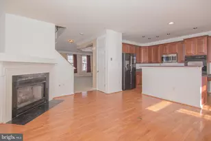 836 Revelstore Square NE, Leesburg, VA 20176 - Photo 5