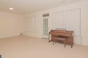 836 Revelstore Square NE, Leesburg, VA 20176 - Photo 9