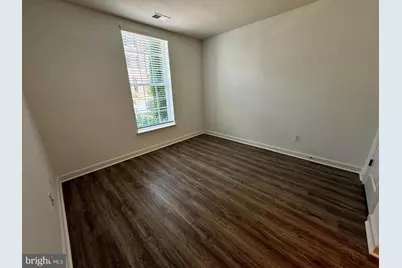 22885 Eileen Square, Sterling, VA 20166 - Photo 13