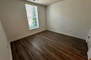 22885 Eileen Square, Sterling, VA 20166 - Photo 13