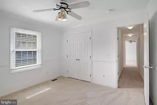 2002 Jonathan Dr, Sterling, VA 20164 - Photo 37