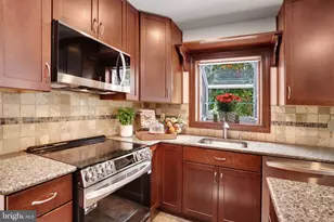 2002 Jonathan Dr, Sterling, VA 20164 - Photo 21