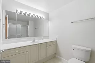 19355 Cypress Ridge Terrace, Leesburg, VA 20176 - Photo 21