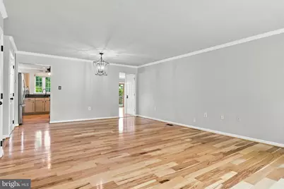 17224 Rosecliff Court, Round Hill, VA 20141 - Photo 3