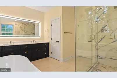 22891 Courtland Park Drive, Brambleton, VA 20148 - Photo 37