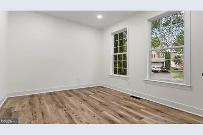 22891 Courtland Park Drive, Brambleton, VA 20148 - Photo 9