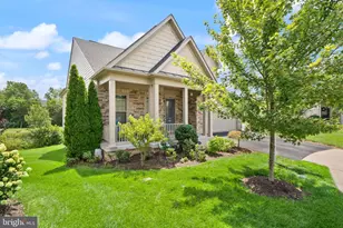 41699 Brookebourough Ct, Aldie, VA 20105 - Photo 3