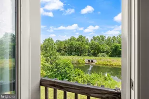 41699 Brookebourough Ct, Aldie, VA 20105 - Photo 23