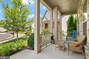 41699 Brookebourough Ct, Aldie, VA 20105 - Photo 5