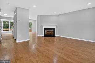 22009 Guilford Station Terrace, Sterling, VA 20166 - Photo 5