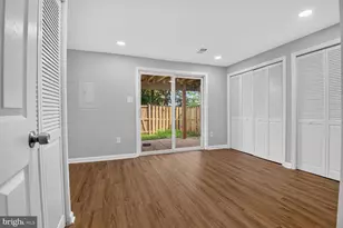 22009 Guilford Station Terrace, Sterling, VA 20166 - Photo 15
