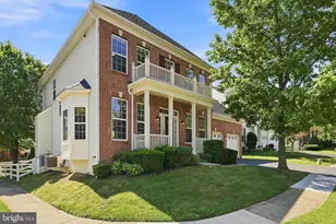 35555 Sarasota St, Round Hill, VA 20141 - Photo 3