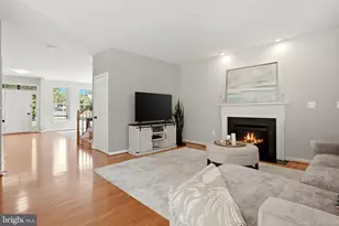35555 Sarasota St, Round Hill, VA 20141 - Photo 13