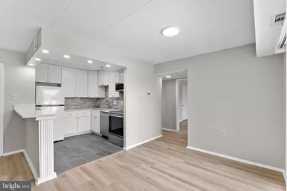 125 Clubhouse Drive SW #7, Leesburg, VA 20175 - Photo 11