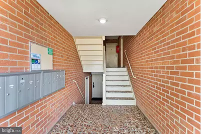 125 Clubhouse Drive SW #7, Leesburg, VA 20175 - Photo 5