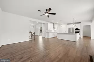 35943 Fieldside Wy, Round Hill, VA 20141 - Photo 9