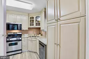 740 Hetzel Terrace SE, Leesburg, VA 20175 - Photo 9
