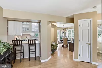 740 Hetzel Terrace SE, Leesburg, VA 20175 - Photo 5