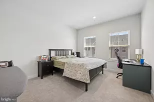 42587 Pitlochry Dr, Sterling, VA 20166 - Photo 43