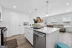 42587 Pitlochry Dr, Sterling, VA 20166 - Photo 21