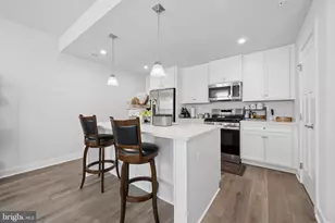 42587 Pitlochry Dr, Sterling, VA 20166 - Photo 17