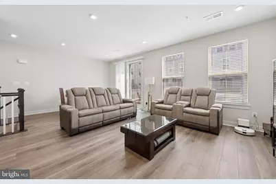 42587 Pitlocherey Drive, Sterling, VA 20166 - Photo 11