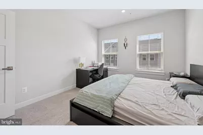 42587 Pitlocherey Drive, Sterling, VA 20166 - Photo 41