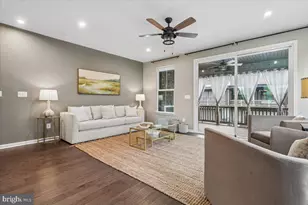 43498 Apple Orch Sq, Ashburn, VA 20148 - Photo 13